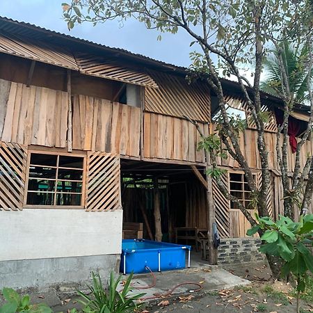 Hotel Miguel Surf Camp Quepos Exterior foto