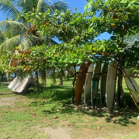 Hotel Miguel Surf Camp Quepos Exterior foto